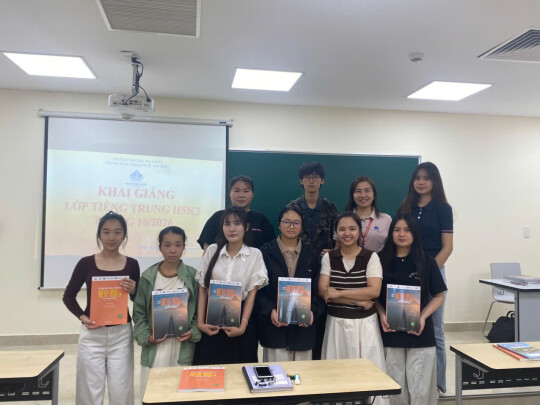 TRUNG TÂM NGOẠI NGỮ – TIN HỌC, TRƯỜNG ĐẠI HỌC HẠ LONG KHAI GIẢNG LỚP TIẾNG TRUNG HSK3 THEO CHUẨN MỚI 3.0