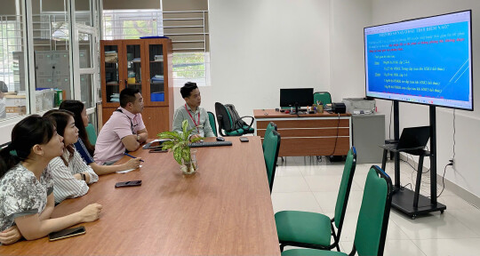 Trung tâm Ngoại ngữ- Tin học Trường Đại học Hạ Long tham quan, học tập kinh nghiệm tổ chức kỳ thi HSK tại Đại học Đông Á